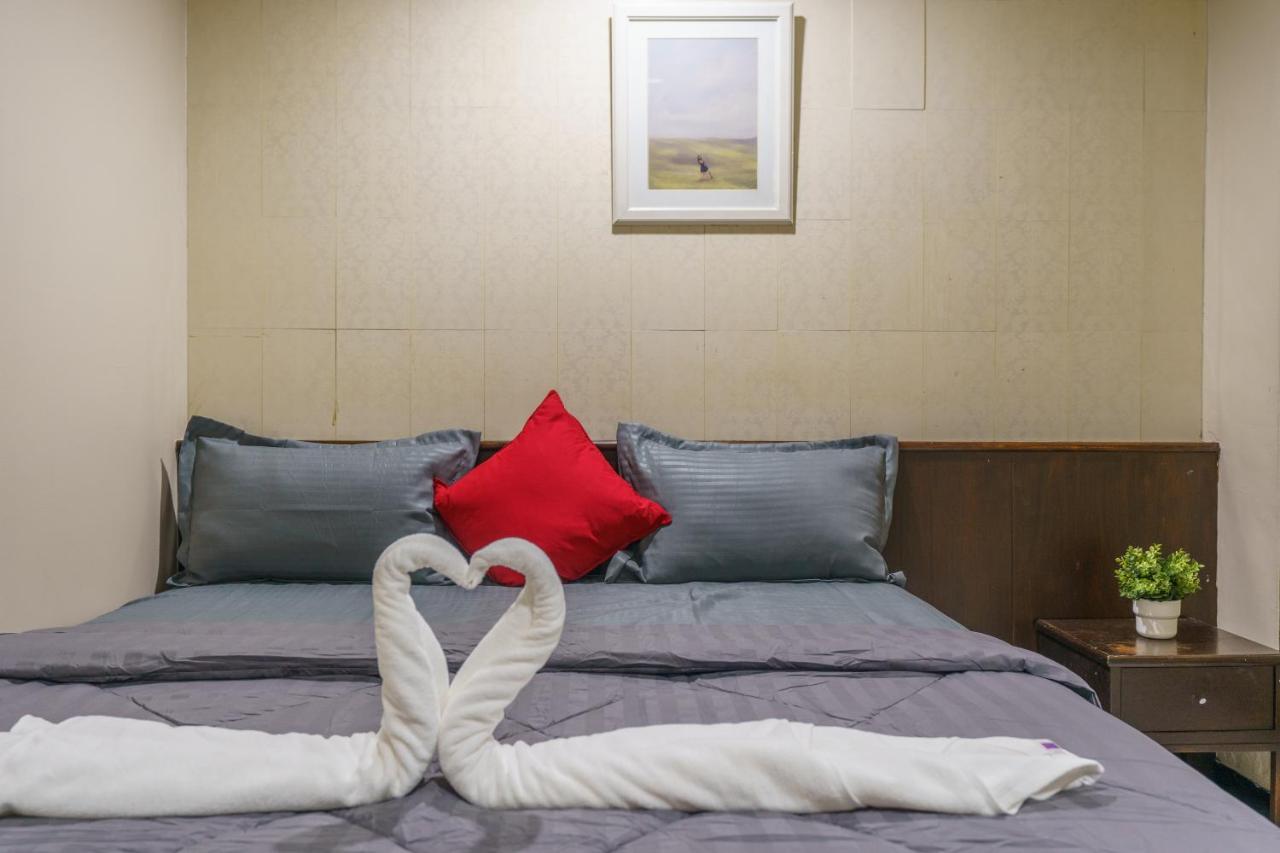 Cheqinn Bed Sukhumvit 4 Nana Plaza Bangkok Eksteriør billede