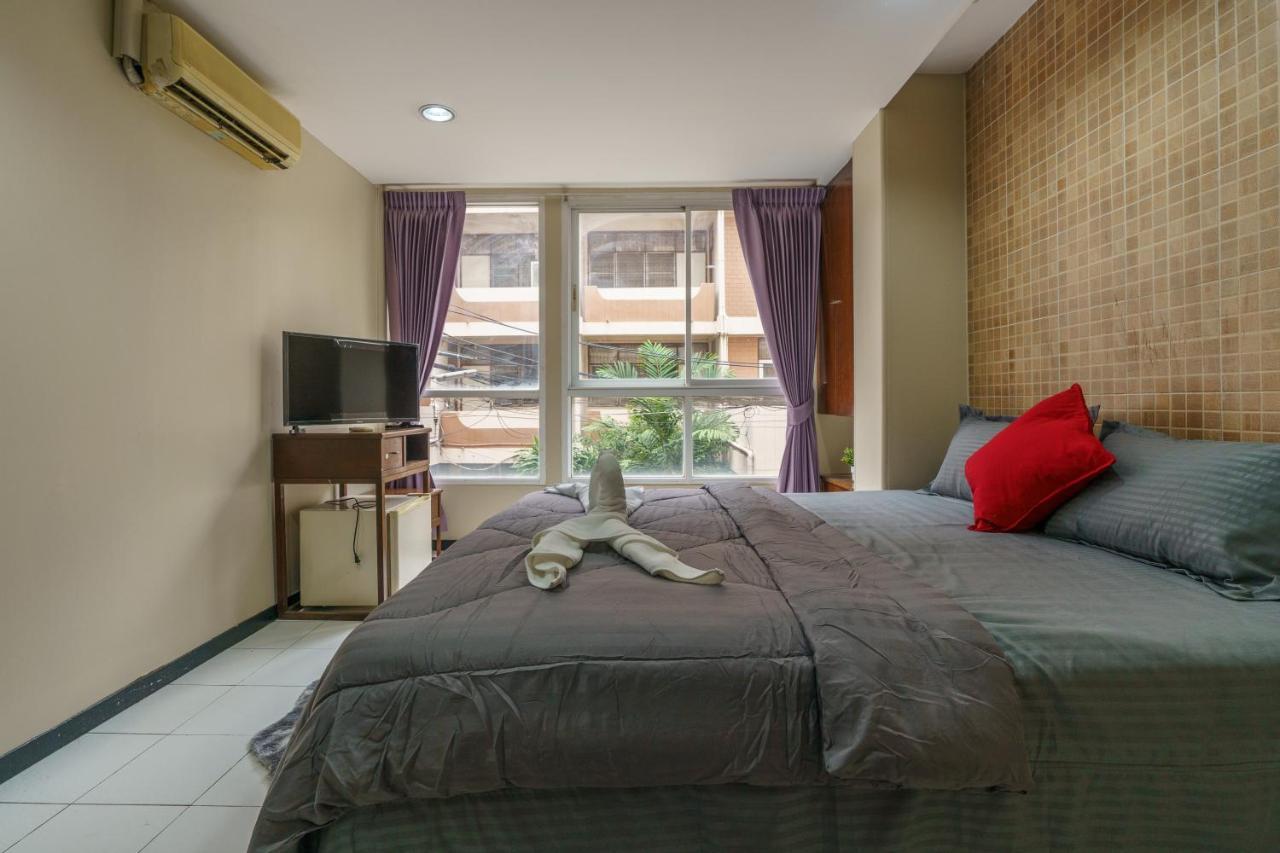 Cheqinn Bed Sukhumvit 4 Nana Plaza Bangkok Eksteriør billede