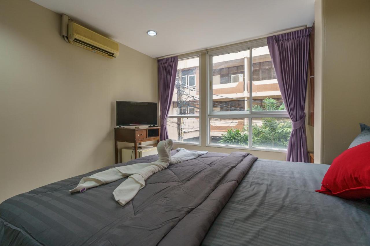 Cheqinn Bed Sukhumvit 4 Nana Plaza Bangkok Eksteriør billede